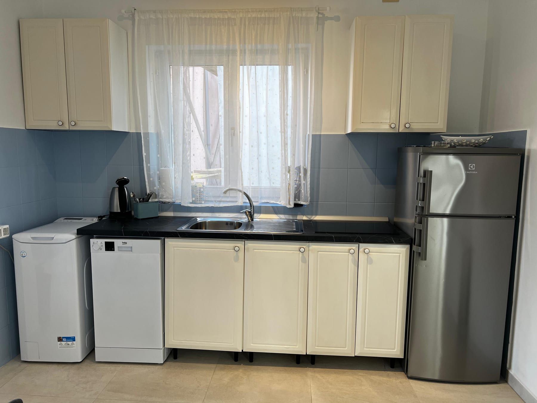 Plavi dvosobni apartman, 47 + 8 m2 - Kuhinja, House Klarin